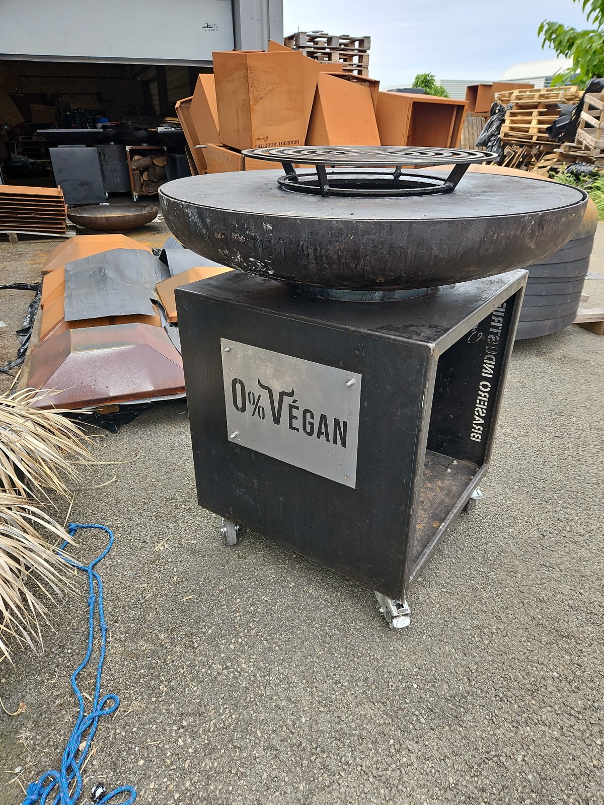 Atelier de fabrication de braseros sur-mesure